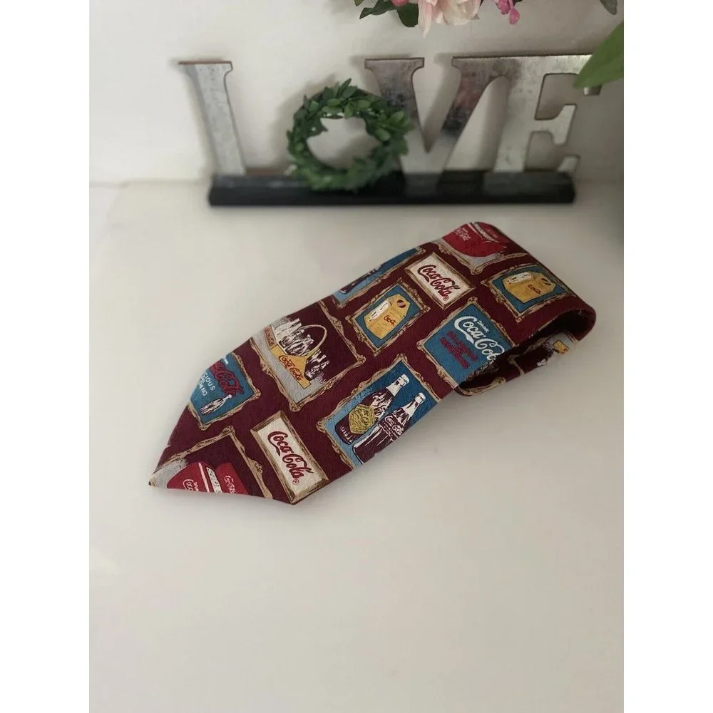 Coca Cola Men’s 100% SILK Tie Made in USA Retro W Old Bottles And Cases 4